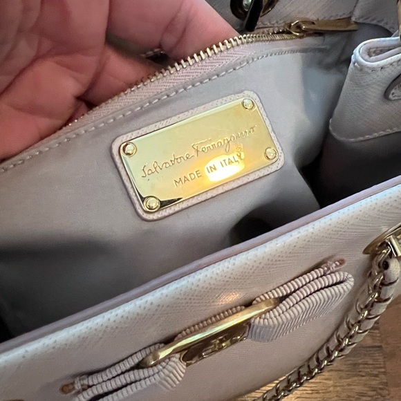 3117 Ferragamo pink satchel - Picture 10 of 12